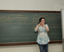 Palestra para alunos surdos acontece em Curitiba