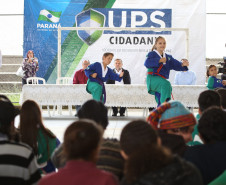 Iniciativa promove a arte marcial como uma maneira de desenvolver a cidadania de jovens que moram em regiões com altos índices de criminalidade. <br />
<br />
Veja mais fotos em: <a href=" http://www.flickr.com/photos/flavioarns/sets/72157642852857433/" target="_blank"> http://www.flickr.com/photos/flavioarns </a>