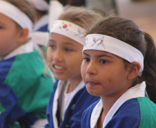 Cerca de 150 crianças já estão frequentando as aulas da arte marcial no contraturno escolar do Colégio Estadual Jardim Interlagos.