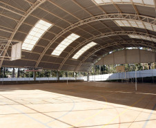 O valor total das obras é de R$ 3,6 milhões, recursos do Ministério da Educação com contrapartida do Governo do Paraná. Colégio Estadual Professor Edvaldo e Maria Janete Carneiro. 19-08-13.  