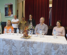 Evento segue até o dia 5 de maio e vai passar por oito municípios, nas regiões onde estão as maiores comunidades ciganas no Paraná.