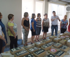 As escolas atendidas pelo Núcleo Regional de Educação de Cianorte começaram a receber no início dessa semana as placas de segurança que serão fixadas em todas as instituições de ensino para facilitar a organização do ambiente e auxiliar o trabalho dos brigadistas escolares em casos de emergência.
