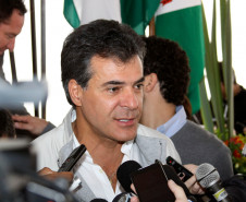 Colégios estaduais Pedro Carli e Professora Leni Marlene Jacob vão ganhar novas sedes em Guarapuava. Investimento será de R$ 8,7 milhões.
Guarapuava, 15/04/2014.