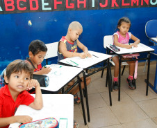 Escola Indígena em Tomazina. 01-04-14.