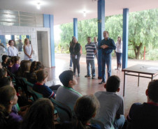 O contrato e a ordem de serviços para início das obras de reparos na Escola Estadual do Campo São Salvador, em Cascavel, foram assinados nessa terça-feira (22).