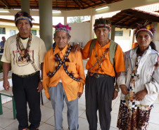 Escola Estadual Indígena Araju Porá e o Colégio Estadual Indígena Kuaa Mbo'e ambos em Diamante do Oeste realizaram Semana Cultural Indígena em parceria.