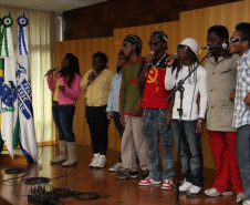 Jornada Paranaense debate conceitos da educação a distância