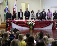 Pela manhã, o secretário da Educação participou da abertura do IV Seminário de Educação em Tempo Integral das escolas públicas da região Sudoeste, que contou com a presença de mais de 400 professores das redes pública estadual e municipal.