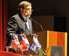 Governador em exercício Flávio Arns, participa da abertura da 9º Convenção Internacional do Southern Cone TESOL, no auditório da Pontifícia Universidade Católica. Curitiba, 18/07/2011