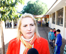 Novo Colégio Estadual Jardim Canadá, em Cascavel, Rosane Holowka Polidório, pedagoga. 28-05-14.  