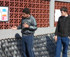 Projeto foi desenvolvido por 60 alunos do ensino médio e é parte do Programa de Desenvolvimento Educacional de professora de Cascavel.