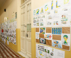 Exposição sobre a Copa do Mundo 2014 no Colegio Estadual Dom Pedro II. 05-06-14. 