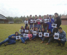 Temas diferenciados com cultura oriental e indígena tornam aulas de Arte mais dinâmicas e contribuem para formação cultural de alunos.