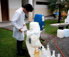 As famílias da região do bairro Uberaba, em Curitiba, que tiveram suas casas invadidas pela água vão receber a doação de materiais de limpeza para higienização de suas casas. A colaboração é dos alunos do curso técnico em Química do Centro Estadual de Educação Profissional de Curitiba (Ceep), em conjunto com a Paróquia São Paulo Apóstolo.