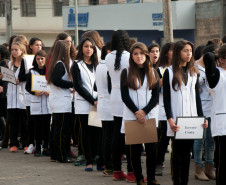 Os moradores do município de Rio Branco do Sul, na Região Metropolitana de Curitiba, comemoram nessa semana o centenário de fundação do Colégio Estadual Maria da Luz Furquim. Fundada em 1914, a escola tornou-se referência para os 30 mil habitantes do município.