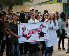 Os moradores do município de Rio Branco do Sul, na Região Metropolitana de Curitiba, comemoram nessa semana o centenário de fundação do Colégio Estadual Maria da Luz Furquim. Fundada em 1914, a escola tornou-se referência para os 30 mil habitantes do município.