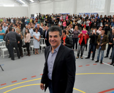 Governador Beto Richa, acompanhado pelo Prefeito Marcio Wosniack, Deputado Francisco Buhrer e demais autoridades, inaugura o Colégio Estadual de Educação Profissionalizante Erotides Angelo Nichele.
Fazenda Rio Grande, 27/06/2014
 