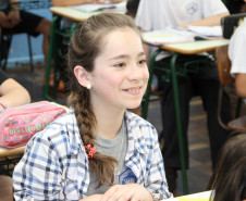 Arns verifica situação física de escolas em Curitiba