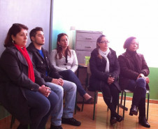 Quatro escolas da rede estadual na região de Ivaiporã, no Norte Central Paranaense, receberam a visita de um representante do Ministério Público, que conversou com alunos e professores. Os temas tratados incluíram o Estatuto da Criança e Adolescente, direitos e deveres dos estudantes, respeito aos profissionais e colegas, responsabilidade dos pais e o uso de drogas.