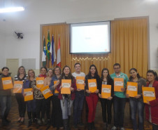 Programa de Aperfeiçoamento para Professores de Inglês das Escolas Públicas tem duração de 10 semanas com carga horária de 20 horas.