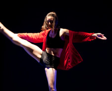 “O destino que se cumpriu” do Grupo de Dança Contemporânea (Dancep) recebeu prêmios no 16º Norte Festival de Dança de Viana, em Portugal.