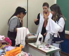 No início do mês, a rotina dos alunos, professores e funcionários do Colégio Estadual Professor Francisco Lima da Silva, em Cascavel, Oeste do Paraná, foi modificada com a realização de várias atividades do projeto Intervenção Cultural. O evento buscou proporcionar para a comunidade escolar o acesso à cultura por meio da música, da dança, do desenho, da reutilização de materiais recicláveis e do esporte.