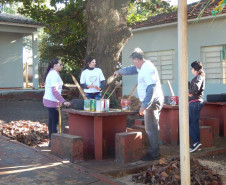 População se uniu para promover melhorias em escola do campo em Terra Boa, além de realizar diversas atividades em evento.