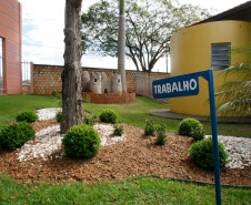 Colégio Estadual Humberto Alencar Castelo Branco na cidade de Jesuítas. 13-08-14.