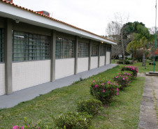 O Centro Estadual Florestal de Educação Profissional (Cefep) Presidente Costa e Silva, na cidade de Irati, no Centro-Sul, é o único colégio público do Paraná que oferece o curso técnico em Florestas. A escola completou 40 anos em 2013 e é referência no Brasil na formação de técnicos para trabalhar com florestas. 18-08-14.