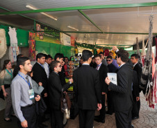 Jhenifer Mezzomo Spagnol participou do Jovem Senador, quando foi escolhida autora da 3ª melhor redação do Brasil, e do Jovem Parlamento, da Câmara Federal.