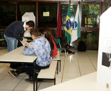 Vila da Cidadania - Alunos fazem eleições de vereadores e juízes da Vila da Cidadania. 29-09-14.