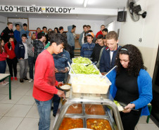 Colegio Estadual Helena Kolody na cidade de Terra Boa. 14-08-14.  