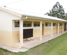 A equipe de atletismo do Colégio Estadual do Campo Rio Vermelho, de União da Vitória (Sul), vem se destacando em competições escolares no Paraná e nos estados de Santa Catarina e Rio Grande do Sul. O projeto de atletismo é desenvolvido no contraturno do colégio e já revelou talentos entre os alunos. 05-09-14.