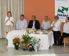 Lançamento do Livro Alimentação Saudavel na EMATER. 28-10-14.  
