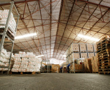 A Secretaria Estadual da Educação iniciou nesta semana a entrega da quarta remessa de alimentos não perecíveis da merenda escolar