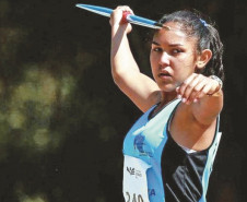 Alunos das escolas estaduais do Paraná foram destaques nos Jogos Escolares da Juventude, maior competição escolar do Brasil, que reuniu mais de 4 mil jovens atletas, de 15 a 17 anos, em João Pessoa, na Paraíba, na semana passada. Os paranaenses trouxeram medalhas em vôlei de praia, ciclismo, atletismo e tênis.