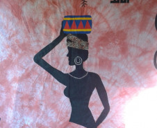 O Colégio Estadual Professora Maria José Balzanello Aguilera, em Londrina, promoveu o 1º Simpósio da Equipe Multidisciplinar Presença Negra em Londrina: 80 Anos de Resistência. O objetivo do evento foi o de debater sobre temas para promover a temática nas escolas da região. Além de socializar projetos e experiências entre os cerca de 300 participantes, houve a realização de conferências, palestras, grupos de trabalho, mesa-redonda e momentos culturais.