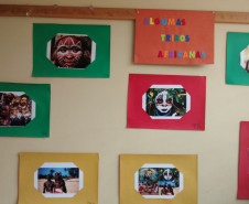 O Colégio Estadual do Campo Professora Margarida Franklin Gonçalves, em Ibaiti, contou com a apresentação dos alunos que participam da atividade de cultura e artes em contraturno. Houve roda de capoeira, danças africanas com roupas típicas e a exposição nas salas de trabalhos sobre a cultura indígena, africana, contação de histórias, jogo africano de tabuleiro entre outras atividades.