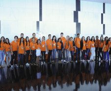 Os 27 jovens que participam do Projeto Jovem Senador 2014 fazem visita guiada nas dependências do Congresso Nacional, antes da cerimônia de posse e premiação.