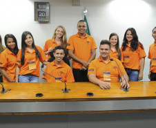 Jovens senadores, que participam do Projeto Jovem Senador 2014, em dia de atividade legislativa na Comissão de Educação, Cultura e Esporte (CE).
