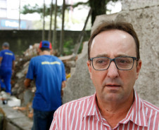 Colégio Estadual Leôncio Correia recebe projeto Mãos Amigas para reconstrução de muro, na foto Nabor Betega Junior. 24-03-15.