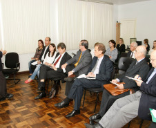 O Plano Estadual de Educação do Paraná (PEE-PR) foi discutido, nesta sexta-feira (27), durante a primeira reunião do Comitê Gestor e do Grupo Técnico de Apoio e Consolidação do Plano, conforme decreto assinado pelo governador Beto Richa. 27-03-15.