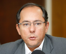 Para o diretor executivo da Fundação Banco do Brasil, Vagner Lacerda Ribeiro, o programa paranaense é modelo para o Brasil na classificação, compra e distribuição de alimentos oriundos da agricultura familiar e geração de renda para o pequeno agricultor. “O sistema desenvolvido aqui no Paraná é inovador”, disse Ribeiro. 23-04-15.
