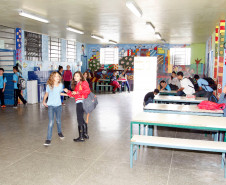 Os 752 estudantes do Colégio Estadual Vila Macedo, em Piraquara, na Região Metropolitana de Curitiba, voltaram à rotina de estudos. Desde a última sexta-feira (8) a escola retornou às atividades pedagógicas em respeito ao direito dos estudantes a terem aulas.