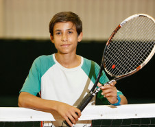 Eduardo é aluno-atleta do Clube Curitibano e já viajou para a Espanha também