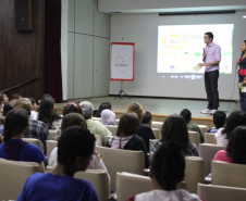 Foram exibidos 30 produções audiovisuais para cerca de 300 pessoas, entre alunos e professores durante a Mostra Ciranda de Vídeos Socioambientais.