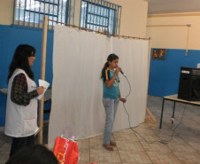 Alunos participam de concurso de poesia