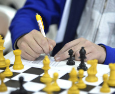 Os Jogos Escolares do Paraná (JEPS) já definiram os campeões de xadrez e skate. A competição acontece em Apucarana, no Norte do Estado, e reúne, nesta etapa, alunos da categoria B, de 12 a 14 anos (final B). Agora são seis modalidades já concluídas. 