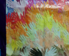 Atividades artísticas também estão ajudando no desenvolvimento dos alunos da Escola de Educação Especial João Vianei, em Cafelândia. Na Semana Nacional da Pessoa com Deficiência Intelectual e Múltipla, a escola realizará uma exposição de arte intitulada Mãos Especiais, inspirada nas obras de um artista local. 