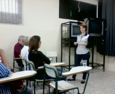 “Conhecer o dia a dia da escola e ver as dificuldades delas faz toda a diferença. A Escola Ilha das Peças, em Guaraqueçaba, tem uma realidade bem distinta do Colégio Regente Feijó, de Ponta Grossa. Mas as duas têm os mesmos desafios e objetivos, que é dar um ensino de qualidade aos alunos”, afirmou Ângela Kubersky, coordenadora de prestação de contas da Coordenadoria.